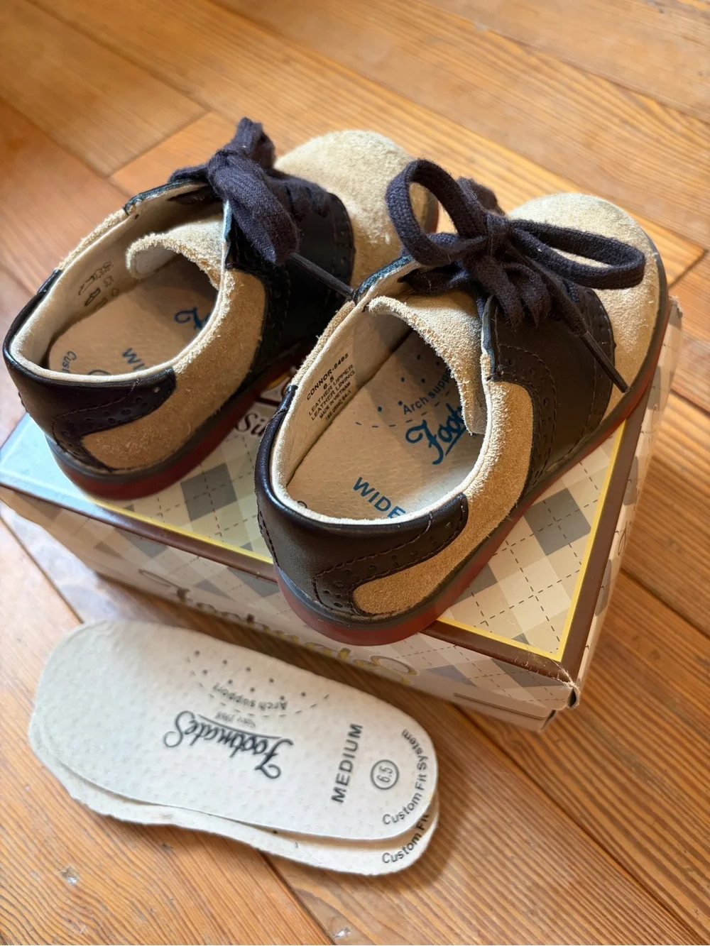 FootMates Two-Tone Suede Lace-Up Kids Shoes in Tan and Brown